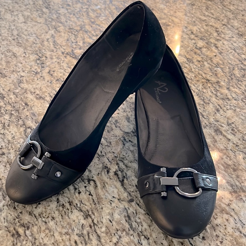 Aerosoles black leather and suede flats